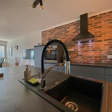 Апартаменты 19 Alpe Maritima - Luxury Lakeview Анненхайм