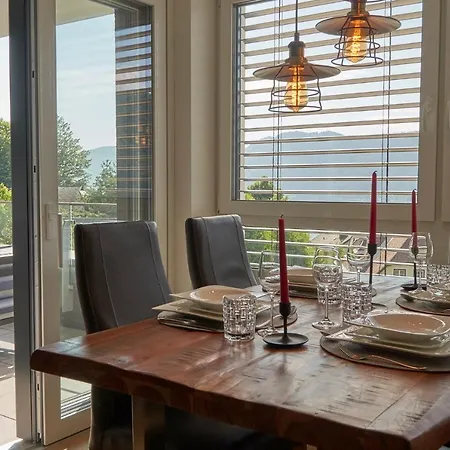 19 Alpe Maritima - Luxury Lakeview Apartment Annenheim
